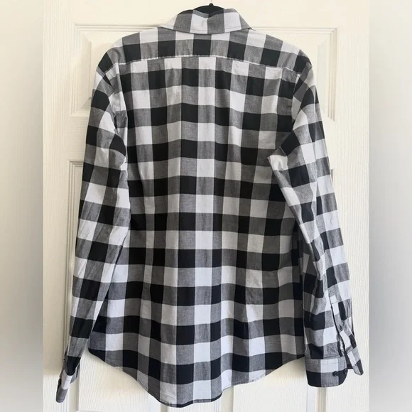 Express Monochrome Checkered Button-Down Shirt - Picture 2 of 4